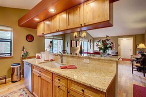 Private Hot Tub + Deck: Breckenridge Abode!