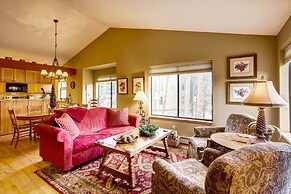 Private Hot Tub + Deck: Breckenridge Abode!