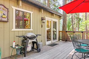 Peaceful Blue Lake Springs Cabin w/ Deck, Fire Pit