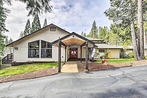 Cabin w/ Deck & Fire Pit in Blue Lake Springs!