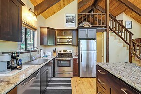 Cabin w/ Deck & Fire Pit in Blue Lake Springs!