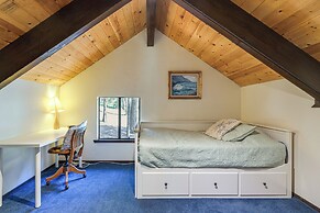 Cabin w/ Deck & Fire Pit in Blue Lake Springs!