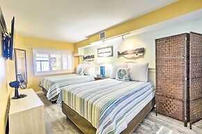 Beachfront Resort Condo w/ Lazy River & Pools!