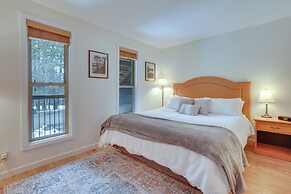 Seventh Mountain Condo w/ Resort Amenities!