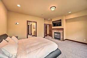 Spacious Kirkland Home 15 Mi to Dtwn Seattle!