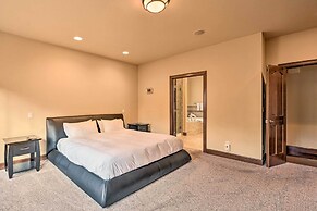 Spacious Kirkland Home 15 Mi to Dtwn Seattle!