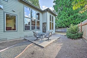 Spacious Kirkland Home 15 Mi to Dtwn Seattle!