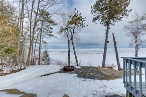 Lovely Bayfront Vacation Rental w/ Spacious Deck!