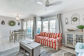 Canalfront Condo w/ Pool - Walk to Destin Beach!