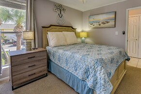 Canalfront Condo w/ Pool - Walk to Destin Beach!