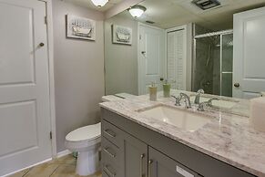 Canalfront Condo w/ Pool - Walk to Destin Beach!