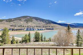 Mtn & Reservoir Views: Cozy Dillon Condo!