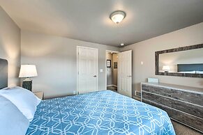 Apartment w/ Gas Fireplace ~ 1/2 Mi to Beach!