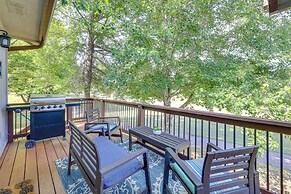 Bella Vista Home w/ Deck + Trails: On Golf Course!