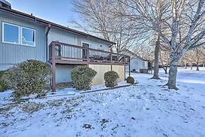 Bella Vista Home w/ Deck + Trails: On Golf Course!