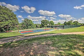 Bella Vista Home w/ Deck + Trails: On Golf Course!
