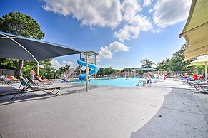 Bella Vista Home w/ Deck + Trails: On Golf Course!