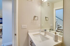 Rooftop Deck & Mtn Views: Luxe Denver Home