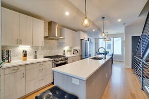 Rooftop Deck & Mtn Views: Luxe Denver Home