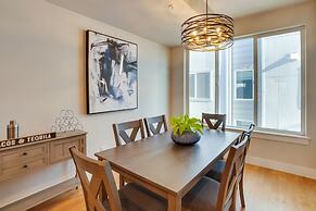 Rooftop Deck & Mtn Views: Luxe Denver Home