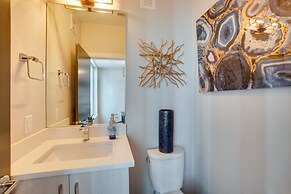 Rooftop Deck & Mtn Views: Luxe Denver Home