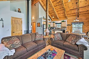 Peaceful Jefferson Cabin w/ Deck - Pets Welcome!