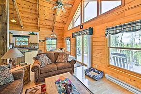 Peaceful Jefferson Cabin w/ Deck - Pets Welcome!