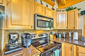 Peaceful Jefferson Cabin w/ Deck - Pets Welcome!