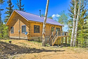 Peaceful Jefferson Cabin w/ Deck - Pets Welcome!