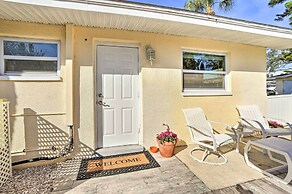 Pet-friendly Dunedin Townhome w/ Private Yard