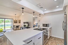 Palm Desert Condo w/ Community Pool + Views!