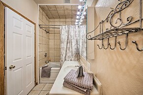 Family-friendly Sagle Vacation Rental w/ Deck