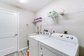 Newly Built Home 8 Mi to Fisherman's Village