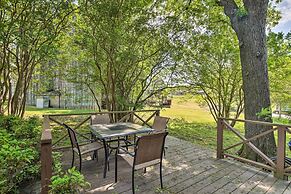 Cozy Cottage: Yard + Deck, Walk to Downtown!