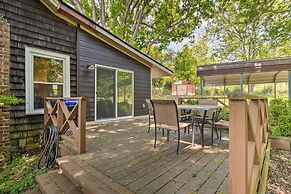 Cozy Cottage: Yard + Deck, Walk to Downtown!