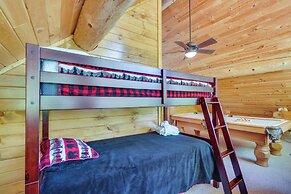 Idyllic Gatlinburg Cabin w/ Hot Tub & Balcony!