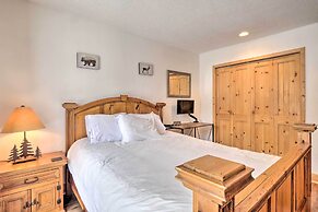 Charming Vail Condo w/ Patio & Mountain Views
