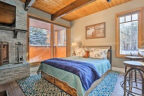 Breck Condo w/ Hot Tub Access: Walk to Main St!