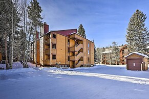 Breck Condo w/ Hot Tub Access: Walk to Main St!
