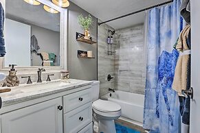 Breck Condo w/ Hot Tub Access: Walk to Main St!