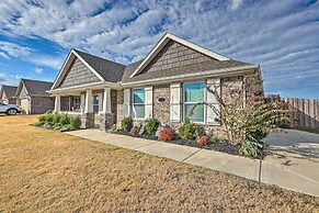 Fayetteville Home: Near University & Biking Trails