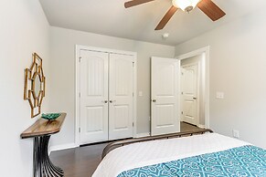 Fayetteville Home: Near University & Biking Trails