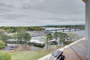 Rorys Roost Hot Springs Condo on Lake Hamilton!