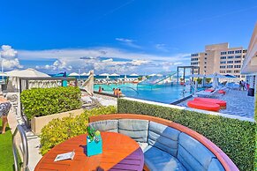 Stunning Fort Lauderdale Resort Condo w/ Pool