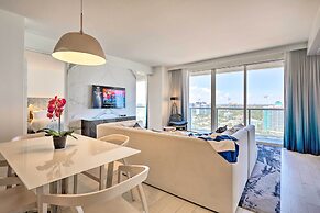 Stunning Fort Lauderdale Resort Condo w/ Pool
