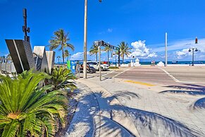 Stunning Fort Lauderdale Resort Condo w/ Pool