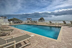 Oceanfront Ormond Beach Condo - Steps to Shore!