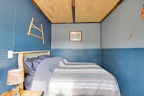 Quaint Ironton Getaway w/ Fire Pit, Gas Grill!