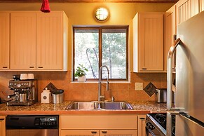 Spacious Groveland Cabin w/ Wraparound Deck!