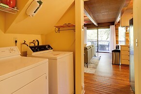 Spacious Groveland Cabin w/ Wraparound Deck!